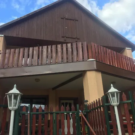Jaszay Vendeghaz Parádsasvár Exterior foto