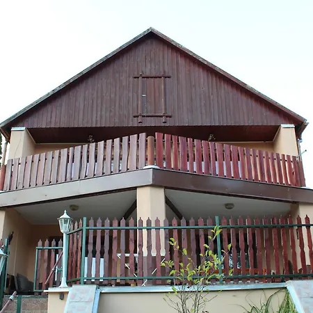Jaszay Vendeghaz Parádsasvár Exterior foto